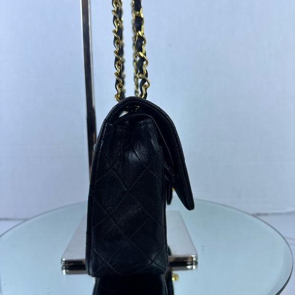 CHANEL Double Flap Quilted CC Logo Lambskin Chain Shoulder Bag - Picture 7 of 17